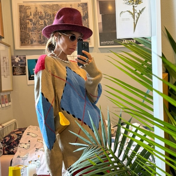 Authentic Vivienne Westwood World’s End Mountain Hat - Picture 2 of 7